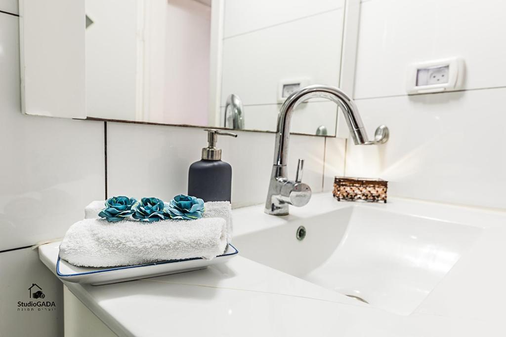 Kings & Queens By The Lake Apartment Tiberias Luaran gambar