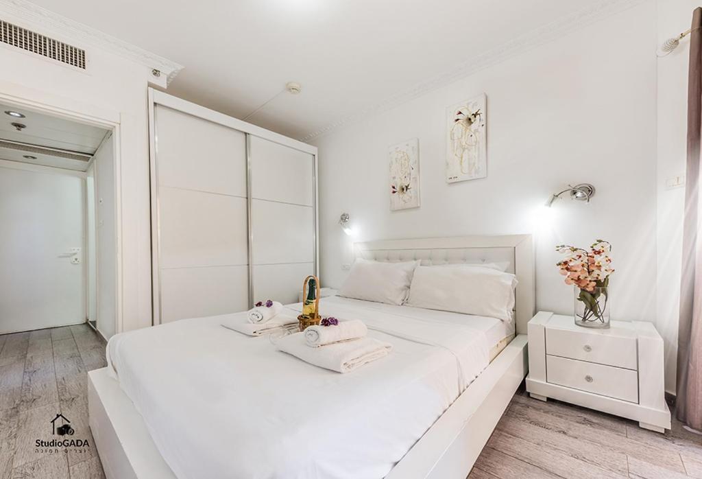 Kings & Queens By The Lake Apartment Tiberias Luaran gambar